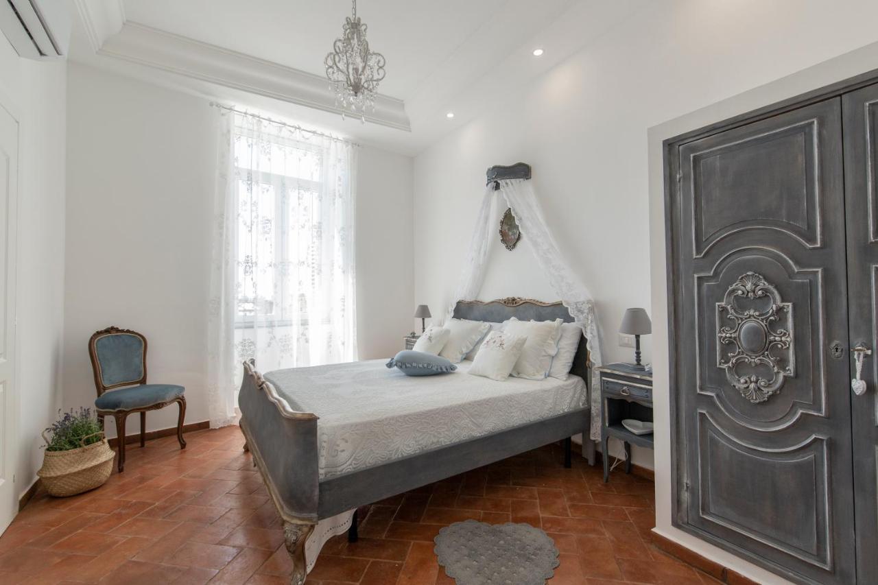 B&B Dimora Mazzarino Naples Exterior photo